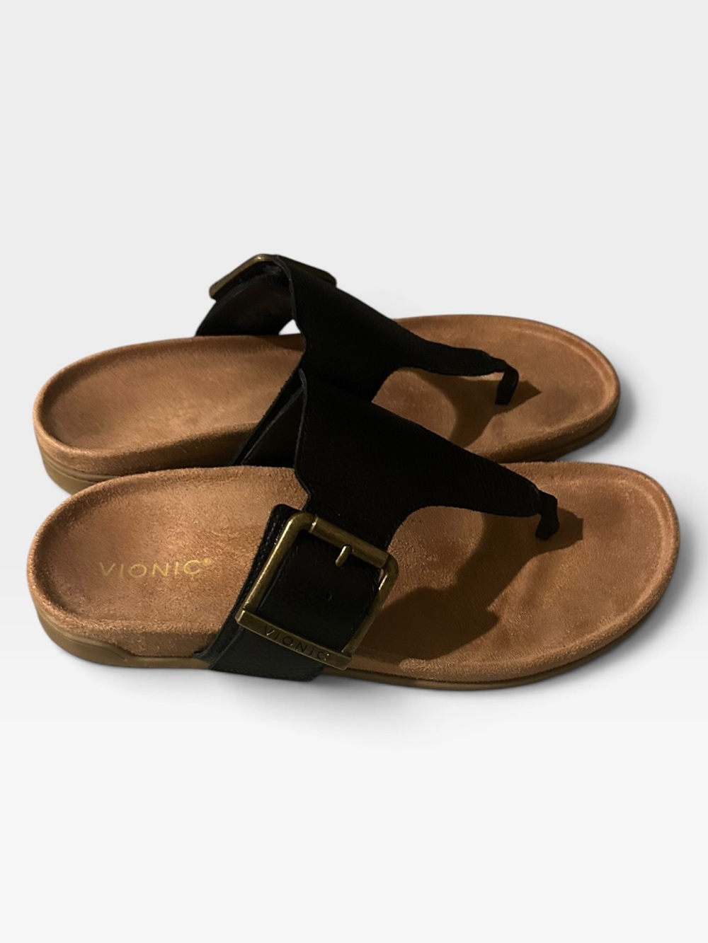 Vionic Black Leather Buckle Toe-Post Sandals with Tan Footbed size 11 like new